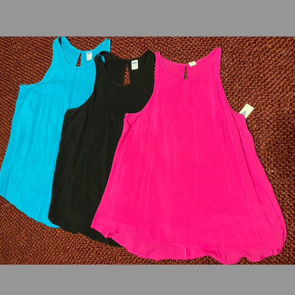 OLD NAVY  Relaxed Sleeveless Keyhole Tops (Set of 3) in Solid Colors - Size XS